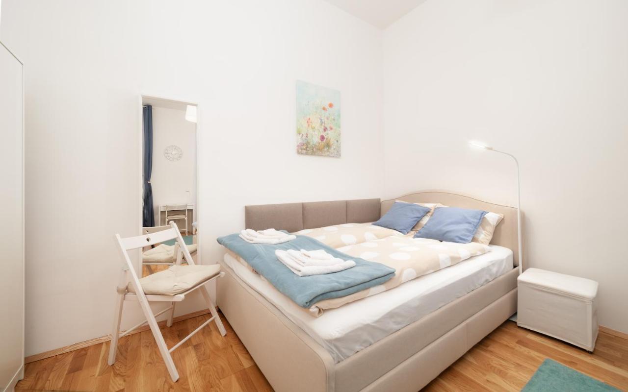 Malixa - Apartment In The Heart Of Vienna Next To Metro Экстерьер фото