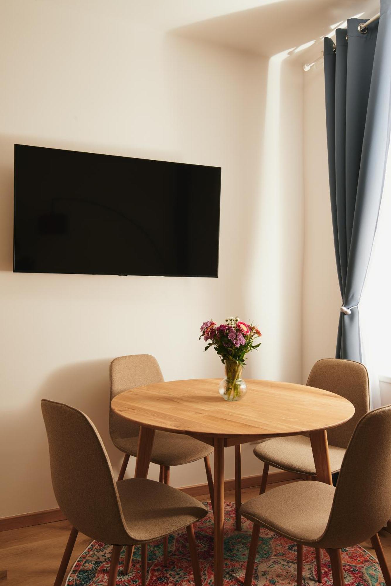 Malixa - Apartment In The Heart Of Vienna Next To Metro Экстерьер фото